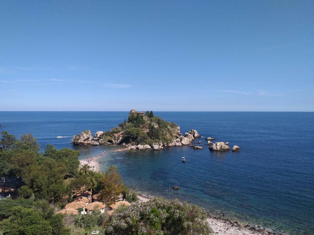 La Maison Dorée Giardini-Naxos Extérieur photo